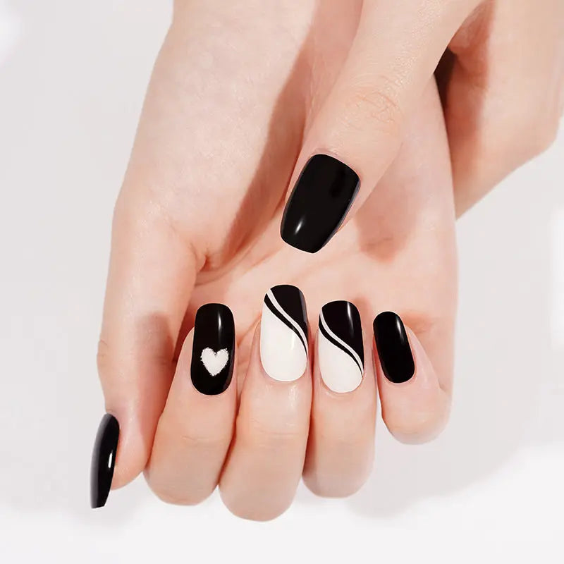 Black'n'White Love